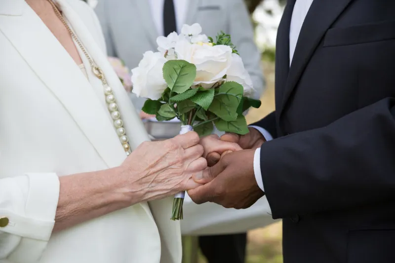 Held in the Heart: Graceful Ways to Carry Absent Loved Ones Into Your Wedding Day