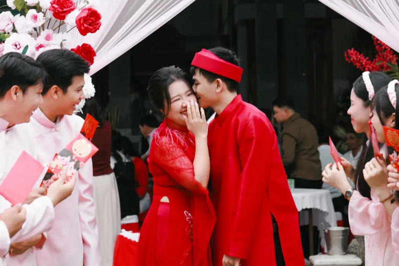 Let It Breathe: Why the Best Wedding Moments Happen Between the Planned Ones